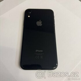 iPhone XR 64GB black, pěkný stav, 12 měsíců záruka