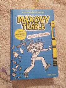 Kniha - Maxovy trable zamčený ve školní skříňce
