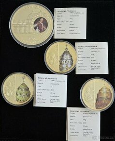 Pozlacené a stříbrné sbirkové medaile s různou tématikou - 1