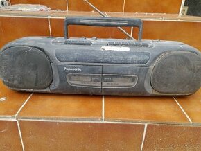 Panasonic radiomagnetofon RX-FT530
