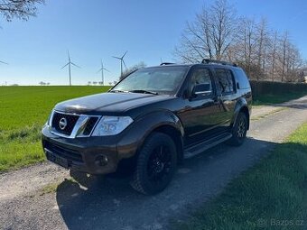 Nissan Pathfinder 2.5 dCi Individual Aut. 140kw