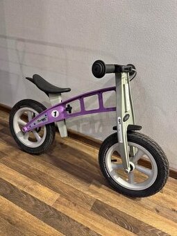 První kolo first bike fialový street