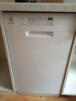 Electrolux myčka ESS42200SW