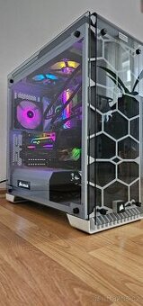 i7-8700k, takt.5GHz,32GB,RTX2080,SSD,HDD,Vodní chl.+Monitor