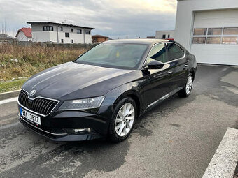 Škoda Superb III 2.0 TDi DSG - Auto na splátky bez registru