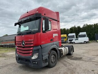 Mercedes Actros 1845