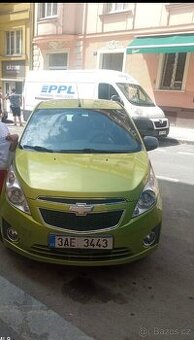 Chevrolet spark rok 2012