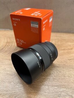 Sony FE 50mm f/1.8