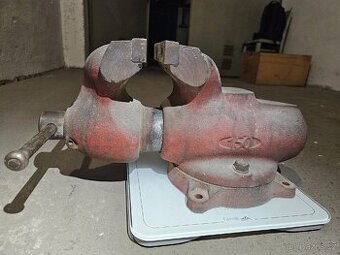 Svěrák 150 mm
