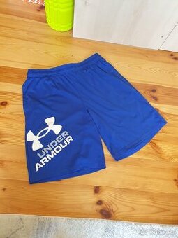 Under armour kraťasy