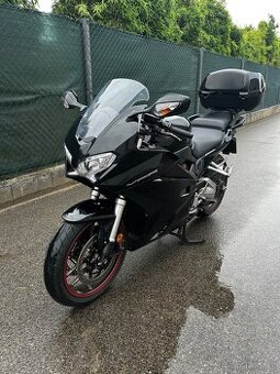Honda VFR800F
