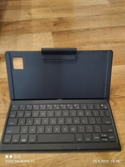 Pouzdro na tablet s klávesnicí - 1