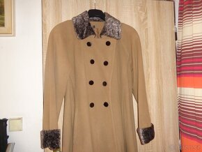 dámský flaušový kabát