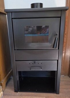 Krbová kamna na dřevo KREKA