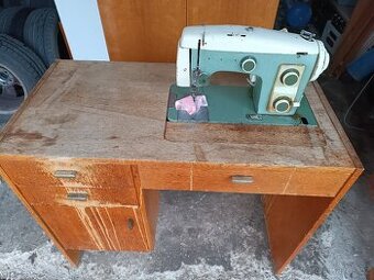 Veritas šicí stroj