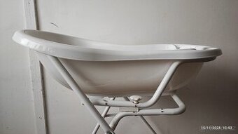 Dětská vanička, stojan a lehátko - 1