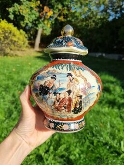 Velmi krásná stará činska porcelánová váza, ručně malovaná