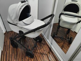 Prodáme kombinovaný kočárek Anex Cross 3v1 po jednom dítěti.