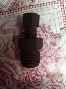 Stahovák na magneto na Moped Stadion