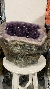Ametystová geoda 25,3 kg hluboký koš , luxusní tmavá