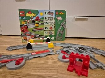 Lego Duplo 10882 - Koleje výhybky a přejezd pro vlak