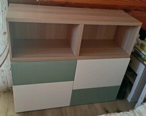 Komoda IKEA Besta