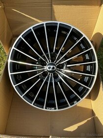 OZ Racing 17" 5x100, 8J ET35 – do konce ledna 10000,-