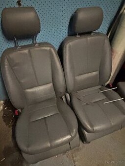 Mercedes ML W163 interiér šedý