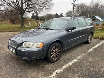 Volvo V70 2.4 D5 136 kW - náhradní díly