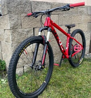 Ghost Asked 4.6 lehké trailové kolo