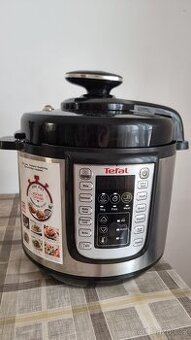 Multifunkční tlakový hrnec TEFAL