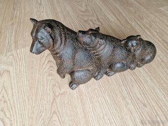 soška Medvědí rodinka