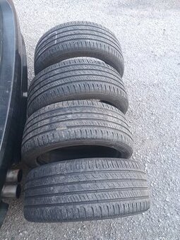 215/50/17 Barum letní sada