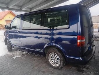 VW transportér T5 Caravelle 19tdi
