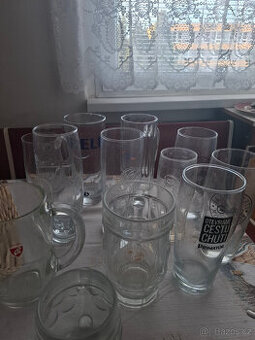 Prodám starší pivní sklenice,půlitry a další sklo,porcelán