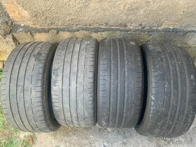 Letní pneu 255/40/18 Bridgestone - 1