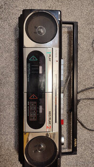 Rádiomagnetofon AIWA CS-W 200V