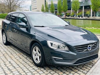 Volvo V60 2.0D 5VÁLEC AUTOMAT LED FACE SENZORY SERVISKA