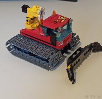 LEGO City 60222 – Ratrak (bez figurky lyžaře) – 300 Kč