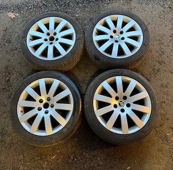 Originál ALU 17 Škoda, VW, Seat s pneu Goodyear