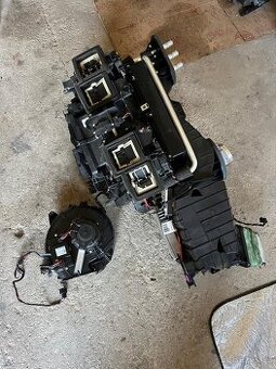 Bmw f10 Box topení klimatizace - ventilátor topení + odpor