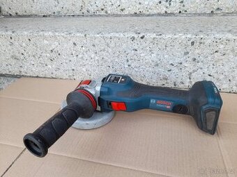Profi aku úhlová bruska Bosch GWX 18 V-15 SC