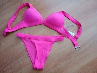 Bikiny