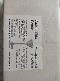 Autopatická lahvička.