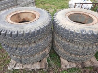 Kola11x20 na nákladní auto - pneu včetně disků 6 kusů