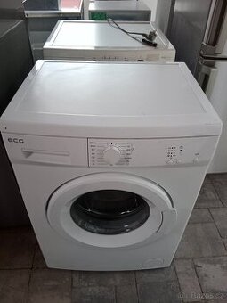 Automaticka pracka EGC
