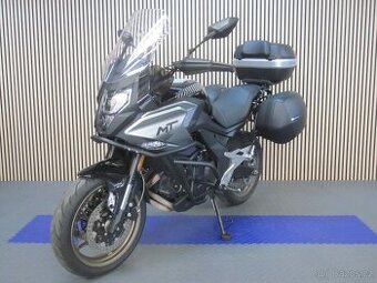 CFMOTO 700MT Premium