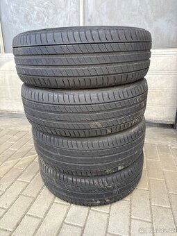 205/55r17 95v