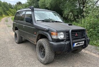 MITSUBIHI PAJERO 2.5 TD