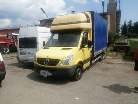 Mercedes benz sprinter